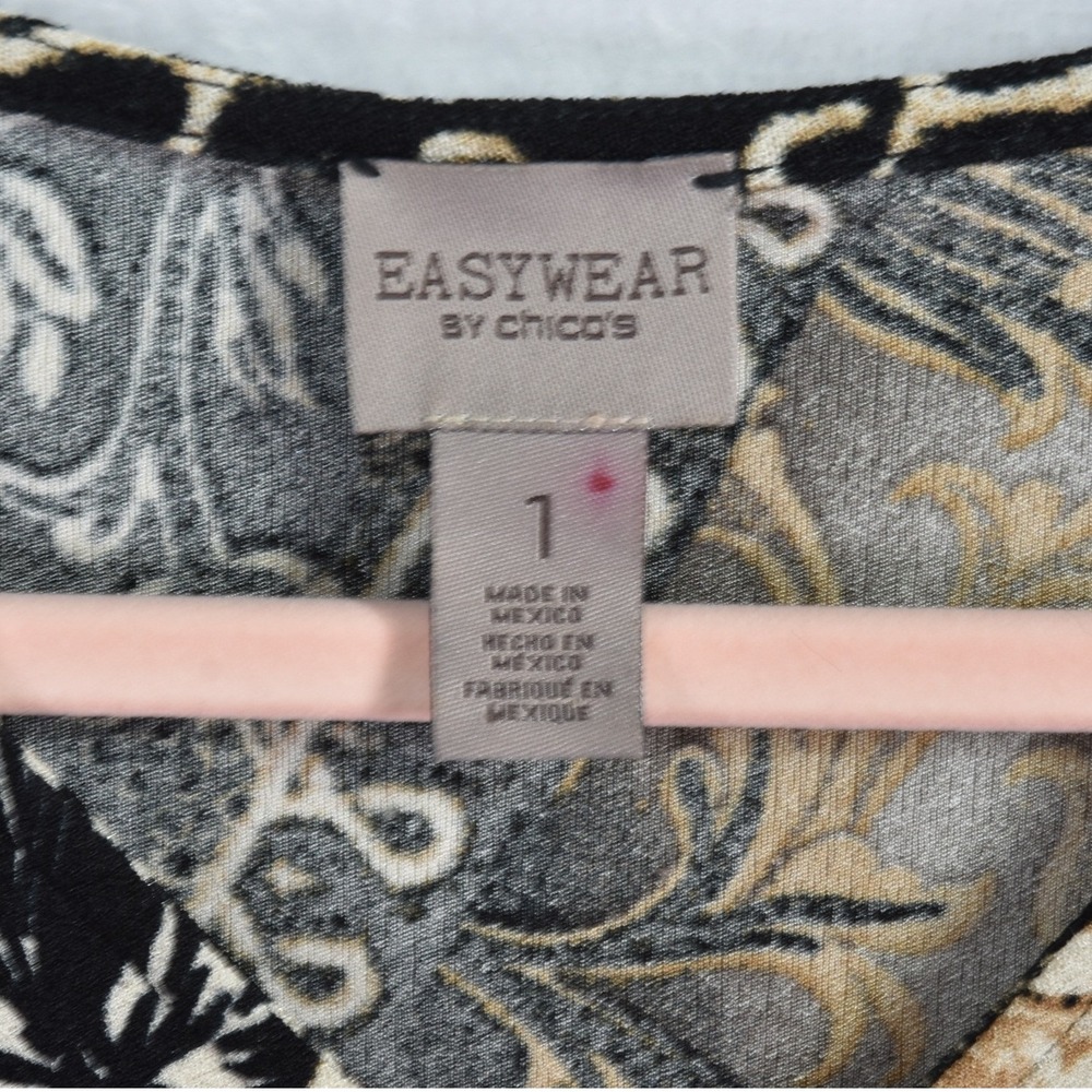 Easywear by Chico's Top Women M Chicos 1 Black Mixed Print V-Neck 3/4 - Picture 2 of 7